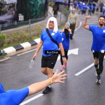 Runner Photo 7950866