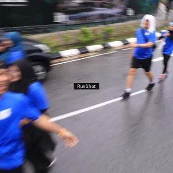 Runner Photo 7950868