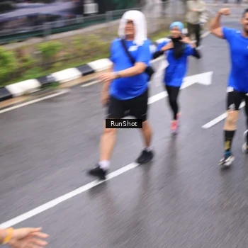 Runner Photo 7950870