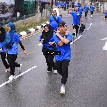 Runner Photo 7950872