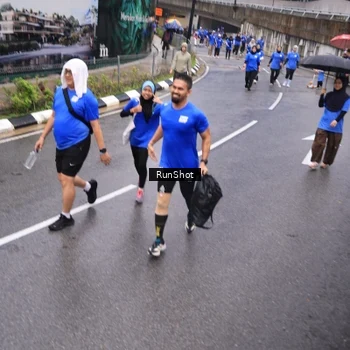 Runner Photo 7950878