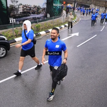 Runner Photo 7950887
