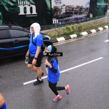 Runner Photo 7950898