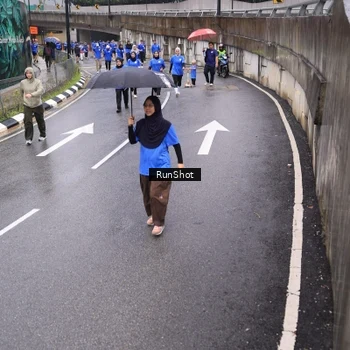 Runner Photo 7950920