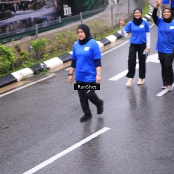 Runner Photo 7950964