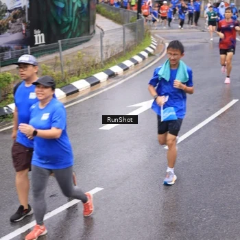 Runner Photo 7950966