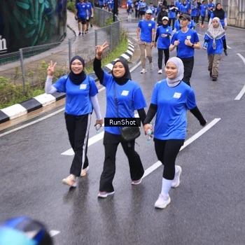 Runner Photo 7950969