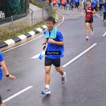 Runner Photo 7950980
