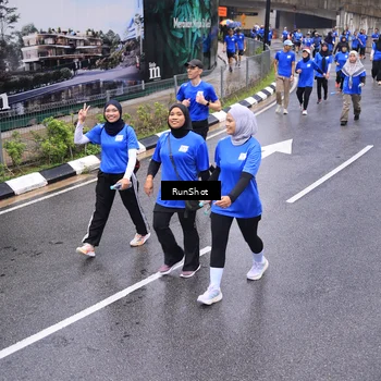 Runner Photo 7950990