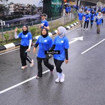 Runner Photo 7950995