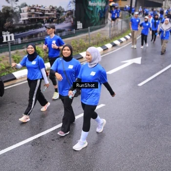Runner Photo 7950996