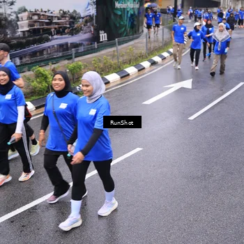 Runner Photo 7951000