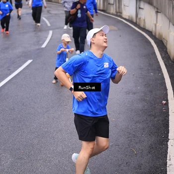 Runner Photo 7951014
