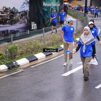 Runner Photo 7951032
