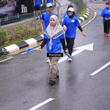 Runner Photo 7951043