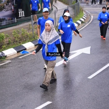 Runner Photo 7951044