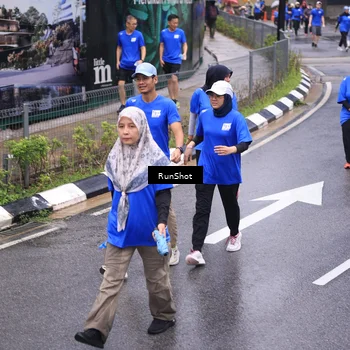 Runner Photo 7951047