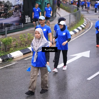 Runner Photo 7951051