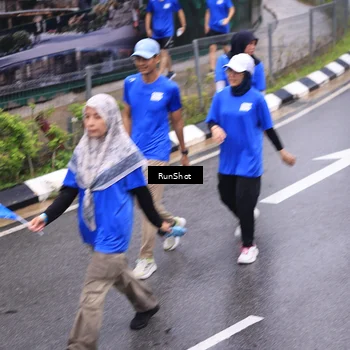 Runner Photo 7951057