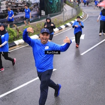 Runner Photo 7951093