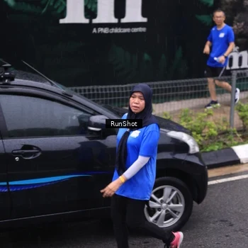 Runner Photo 7951107