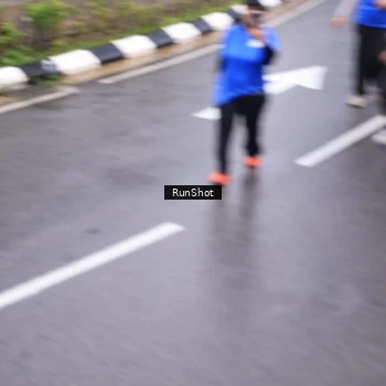 Runner Photo 7951111