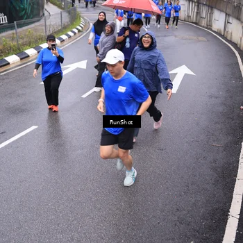 Runner Photo 7951118