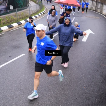 Runner Photo 7951120