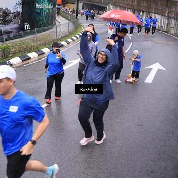 Runner Photo 7951130