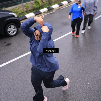 Runner Photo 7951138