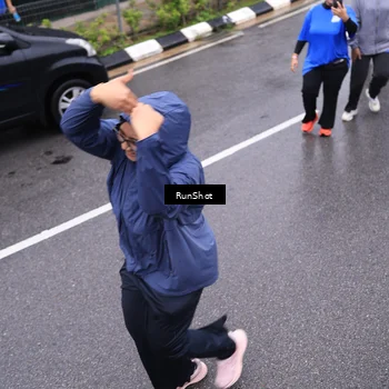 Runner Photo 7951143