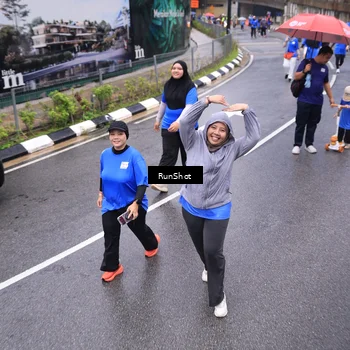 Runner Photo 7951159