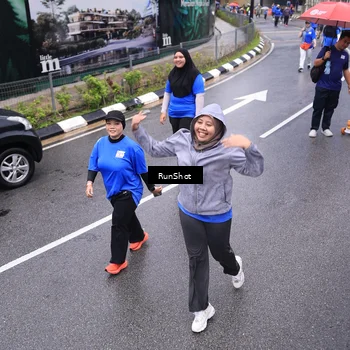 Runner Photo 7951164