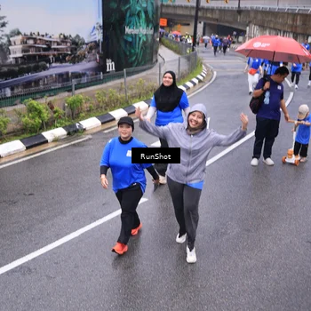 Runner Photo 7951166