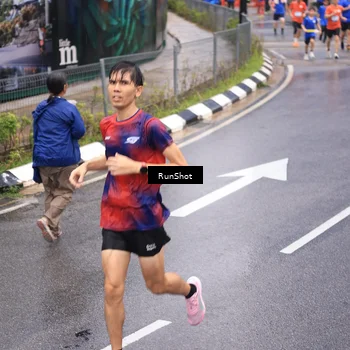 Runner Photo 7951167