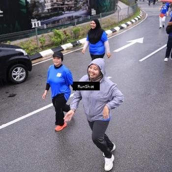 Runner Photo 7951168