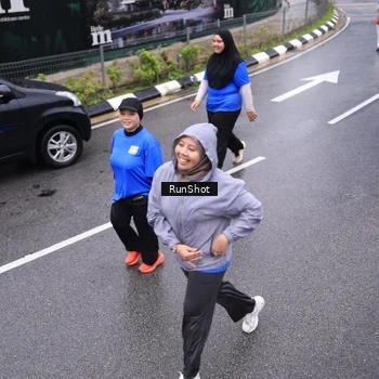 Runner Photo 7951170