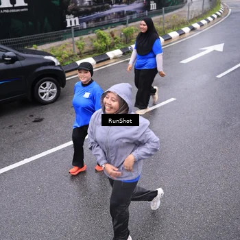 Runner Photo 7951171