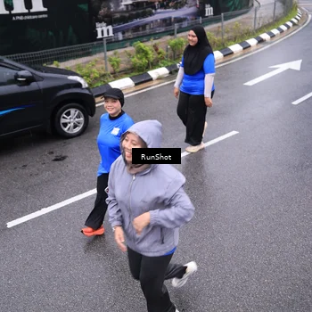 Runner Photo 7951174