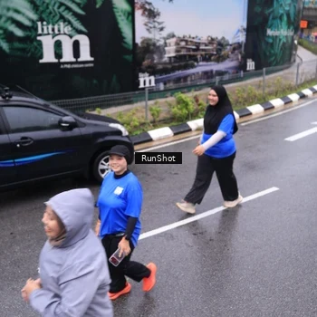 Runner Photo 7951175