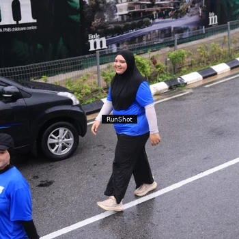 Runner Photo 7951180