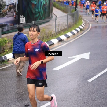 Runner Photo 7951207