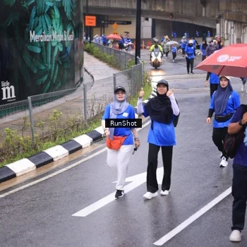 Runner Photo 7951211