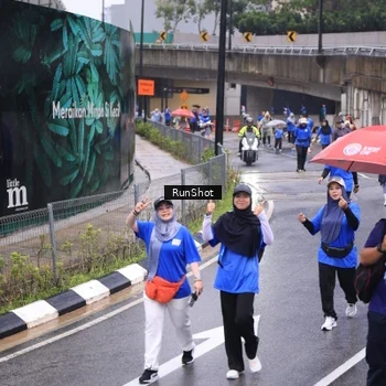 Runner Photo 7951218