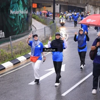 Runner Photo 7951220
