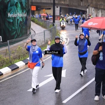 Runner Photo 7951222