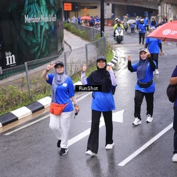 Runner Photo 7951226