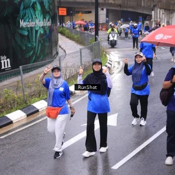 Runner Photo 7951228