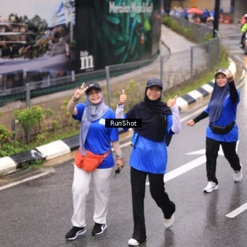 Runner Photo 7951237