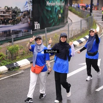Runner Photo 7951239